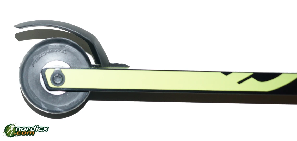 FISCHER RC7 Classic Rollerski 3 FISCHER RC7 Classic Rollerski - Image 3