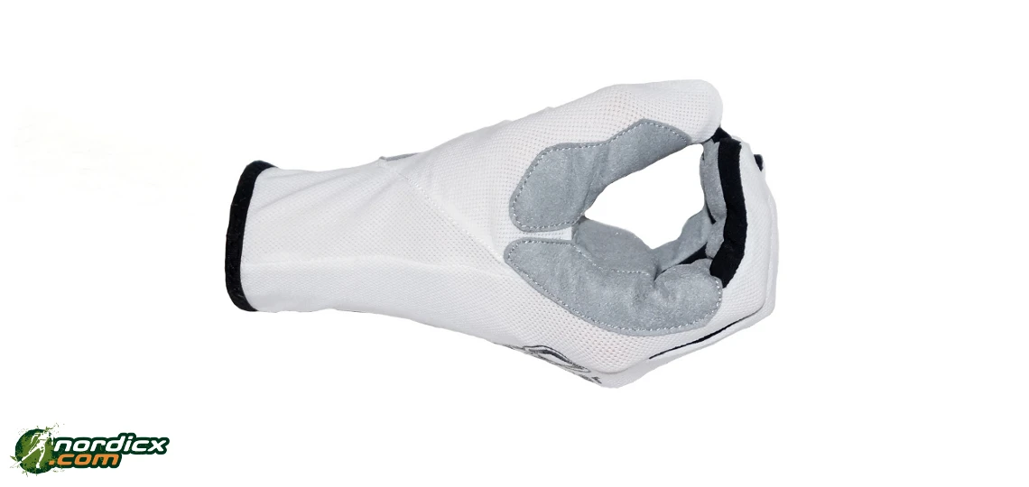 SKIGO Roller Gloves 3 SKIGO Roller Gloves - Image 3